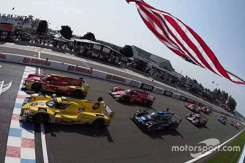 #85 JDC/Miller Motorsports ORECA 07, P: Simon Trummer, Robert Alon, Nelson Panciatici, #52 AFS PR1 Mathiasen Motorsports Ligier LMP2, P: Sebastian Saavedra, Gustavo Yacaman, #10 Wayne Taylor Racing Cadillac DPi, P: Renger van der Zande, Jordan Taylor, #99 JDC/Miller Motorsports ORECA 07, P: Stephen Simpson, Mikhail Goikhberg, Chris Miller take the green American flag at the start