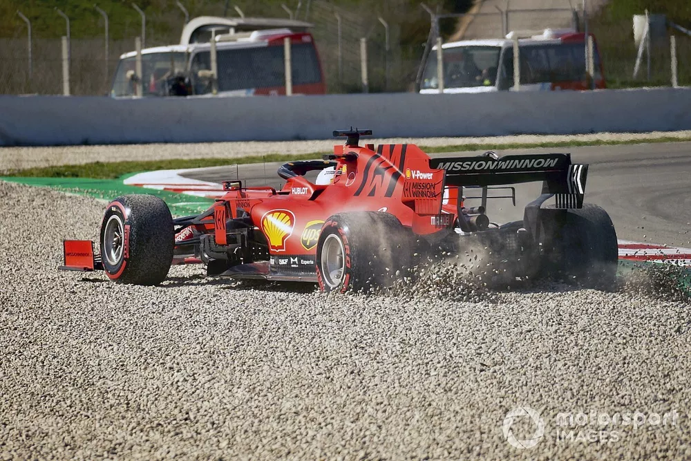 Sebastian Vettel, Ferrari SF1000 en t&ecirc;te-&agrave;-queue