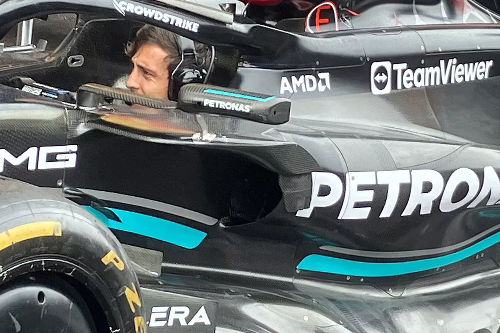 Mercedes W14 detalle del sidepod
