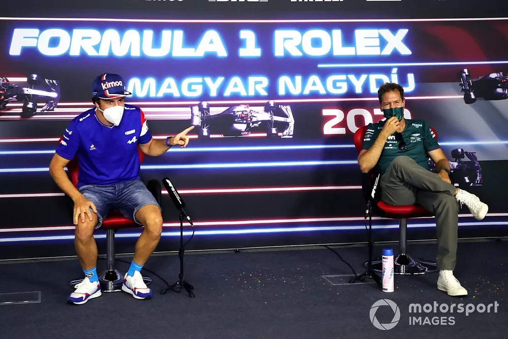 Fernando Alonso, Alpine F1, Sebastian Vettel, Aston Martin