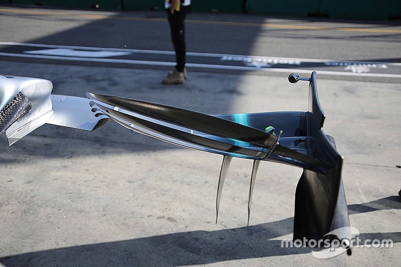 mercedes-amg-f1-w10-front-wing.jpg
