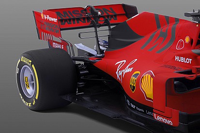 In beeld: De nieuwe Ferrari SF90 uit alle hoeken