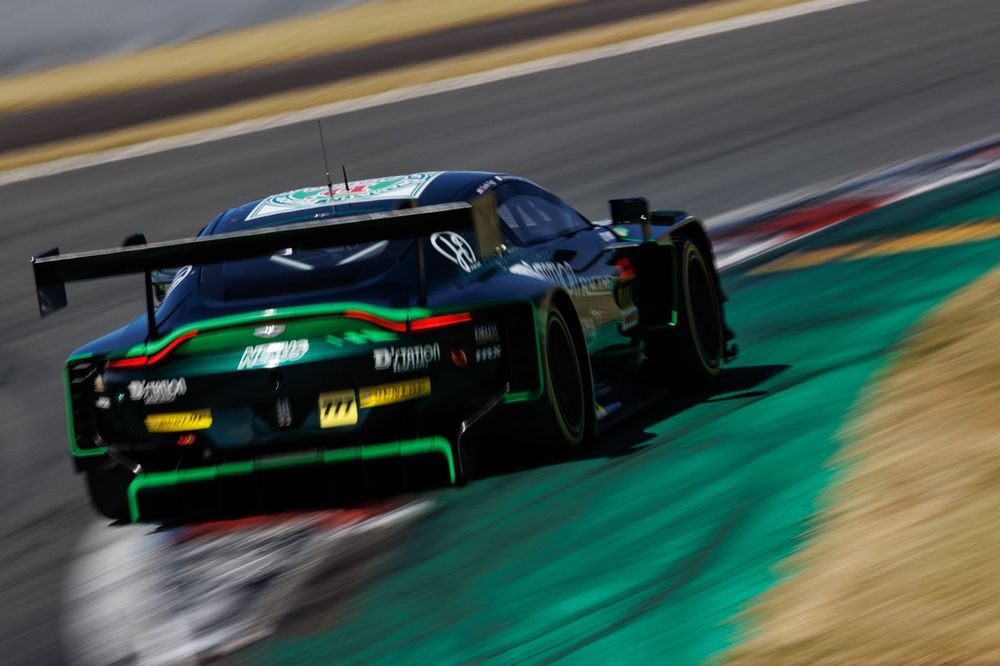 #777 D'station Vantage GT3