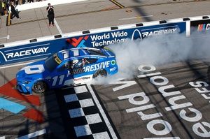 NASCAR Cup: Denny Hamlin triunfa em Gateway; Motorsport.com transmitiu etapa