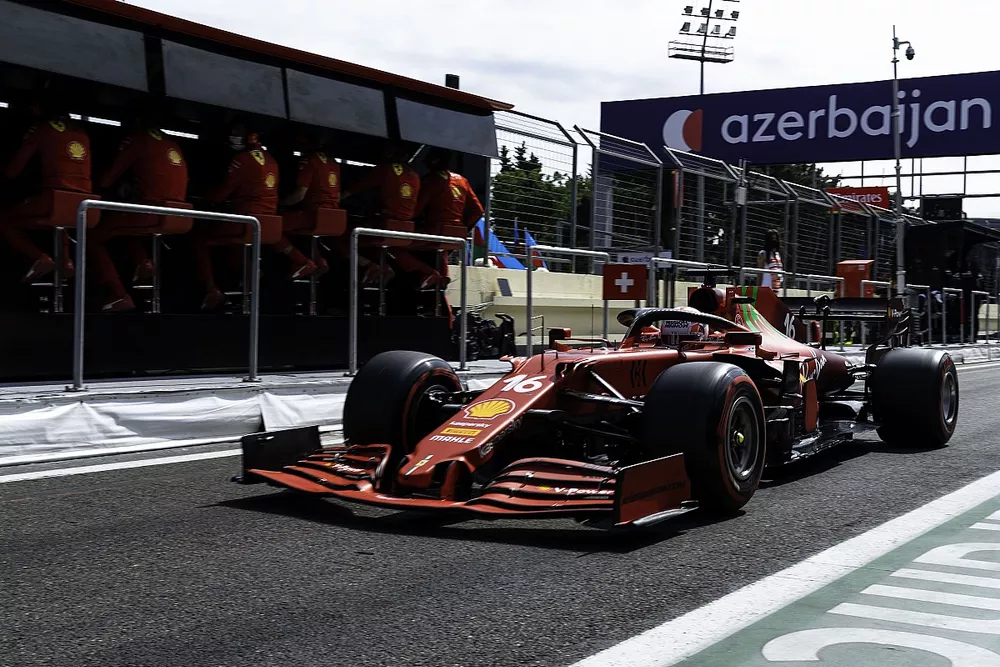 21063-scuderia-ferrari-azerbaijan-gp-sunday