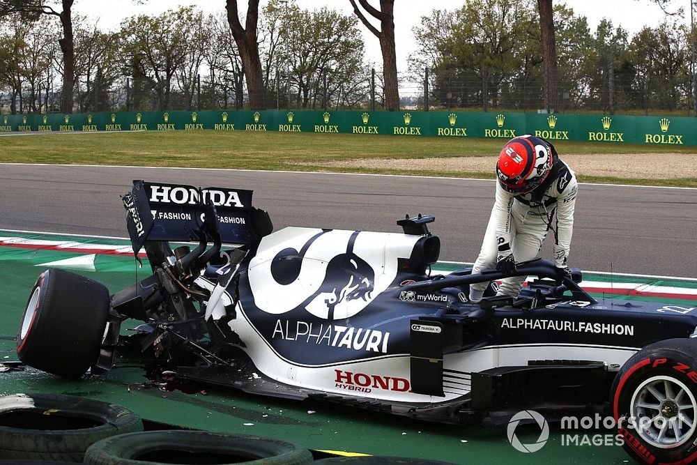 Yuki Tsunoda, AlphaTauri AT02 after his crashes