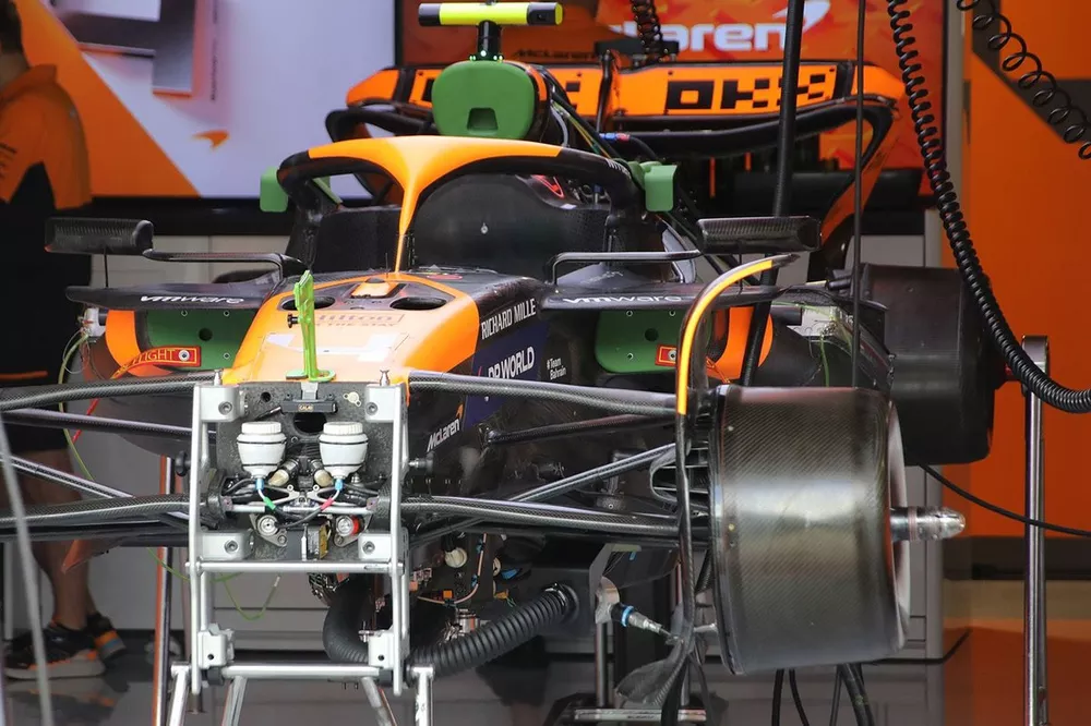 McLaren MCL38 front detail