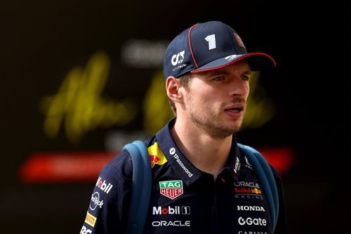 Verstappen llega "relajado" a Abu Dhabi porque no tiene "nada que perder"