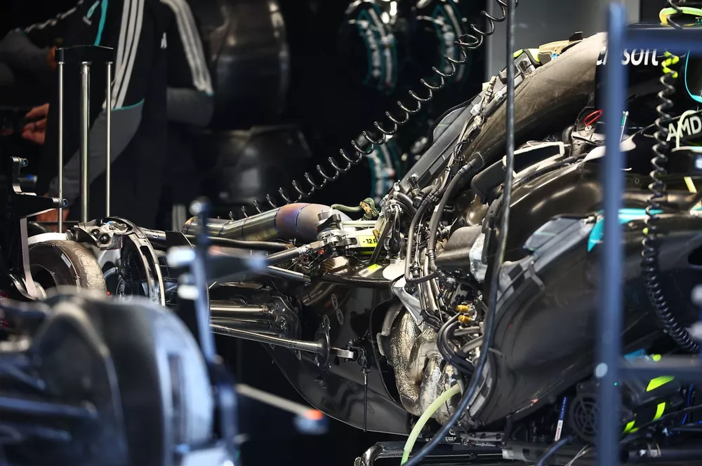 Dettaglio tecnico Mercedes W17, Power Unit