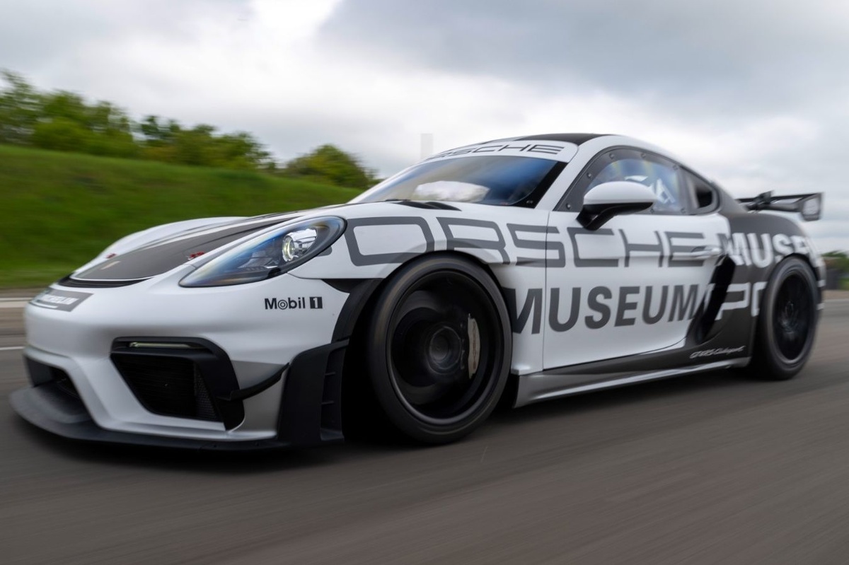 Bernhard and Bergmeister Reunite for Final Porsche 718 Cayman GT4 RS CS - News Directory 3