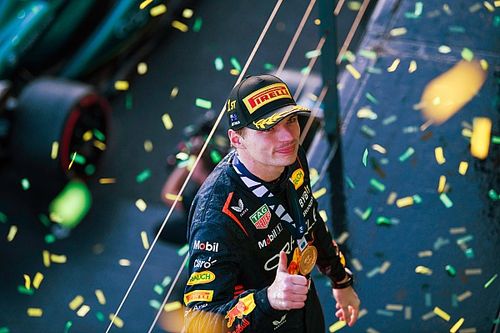 Hill advierte a Verstappen que no debe amenazar a la Fórmula 1