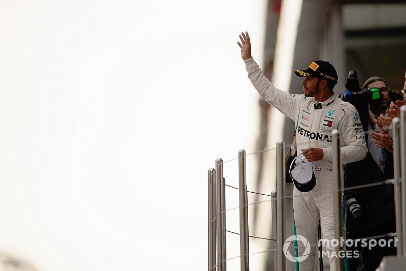 Hamilton, McLaren ve Williams'ın geri dönmesini umuyor
