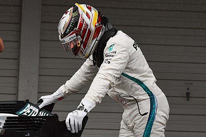 Hamilton: Kicsit „lábujjhegyen” teljesítettem a körömet