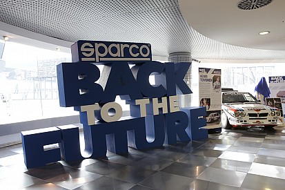 Fotogallery: ecco la mostra "Back to the Future" allestita dalla Sparco
