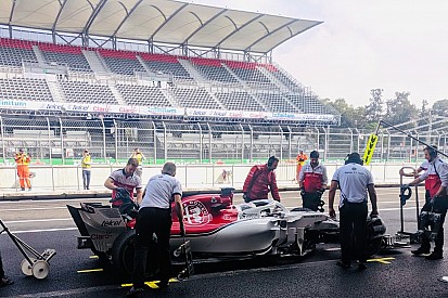 Test Pirelli: Giovinazzi con le gomme 2019 sulla Sauber a Città del Messico