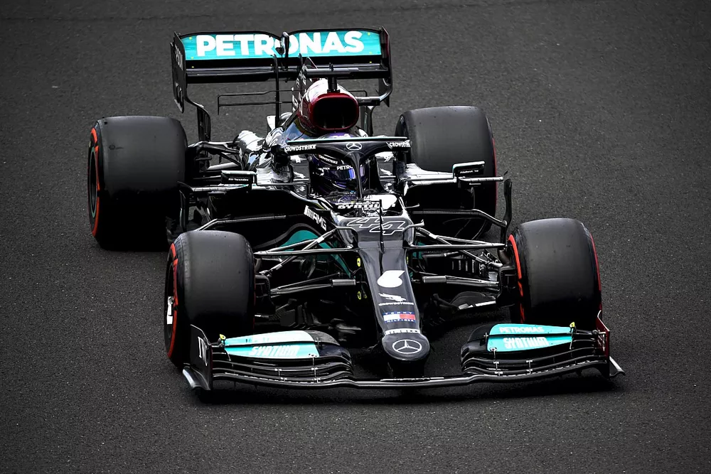 Lewis Hamilton, Mercedes W12