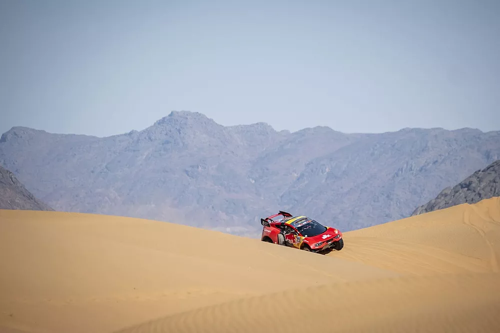 #211 Bahrain Raid Xtreme Prodrive: Sebastien Loeb, Fabian Lurquin