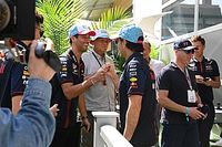 Jordan: Ricciardo no haría lo que Checo Pérez hace con Red Bull