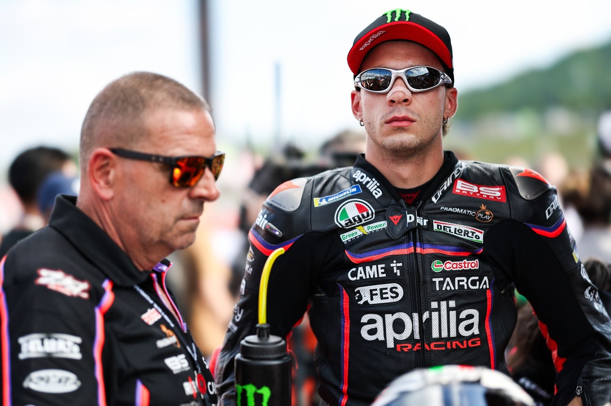 Bezzecchi pénalisé en Australie pour l'accrochage avec Márquez