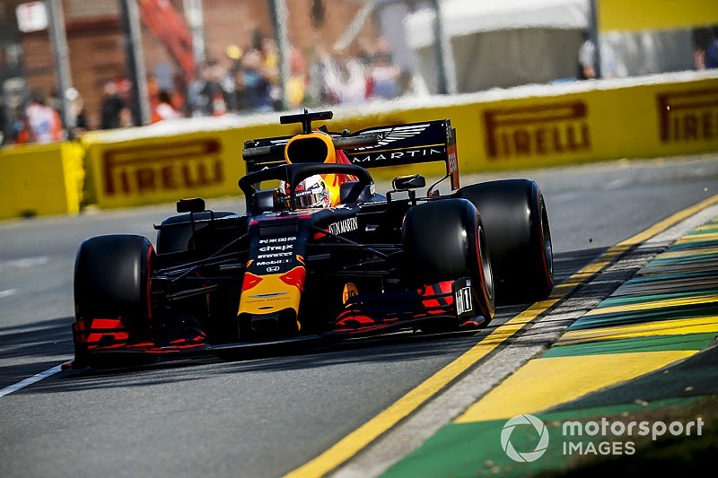 Verstappen refuse de spéculer sur la position de Ferrari