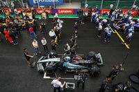 La FIA multa a Mercedes F1 tras la carrera en Brasil