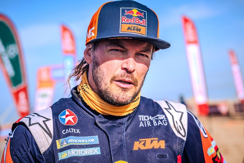 Dakar Rally aces Price, Sunderland switch to fourwheels in 2025 with