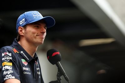 Verstappen admite que necesita "suerte” para alcanzar a los McLaren en la F1 2025