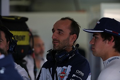 Kubica: Araç sürerken sol elimi %70, sağ elimi %30 kullanıyorum