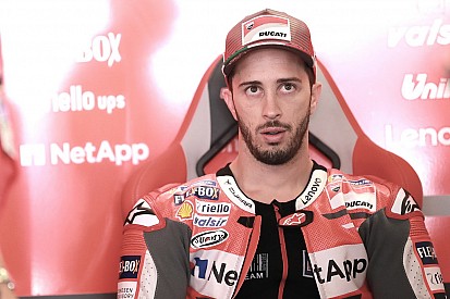 Dikritik Rossi, Dovizioso: Ia ada di sisi luar