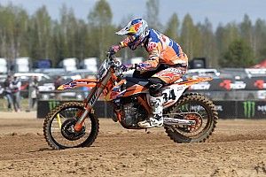 Herlings gana por primera vez en MXGP y Olsen le acompa&ntilde;a en Letonia