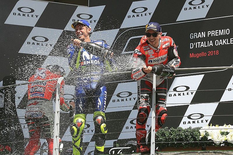Podio: ganador, Jorge Lorenzo, Ducati Team, segundo, Andrea Dovizioso, Ducati Team, tercero, Valentino Rossi, Yamaha Factory Racing