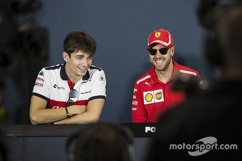 Charles Leclerc, Sauber y Sebastian Vettel, Ferrari en la conferencia de prensa