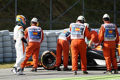 McLaren-Honda'nın 2017 düşüşü Alonso'yu "aşağılamış"
