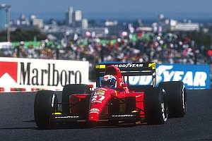 Ferrari ヴィンテージ フェラーリF1カー 木彫 1950年代デザイン ヴィンテージ ファラーリF1カーモデル（1950年代デザイン カー