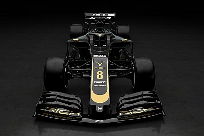 Haas показала машину 2019 года. Она действительно черно-золотая