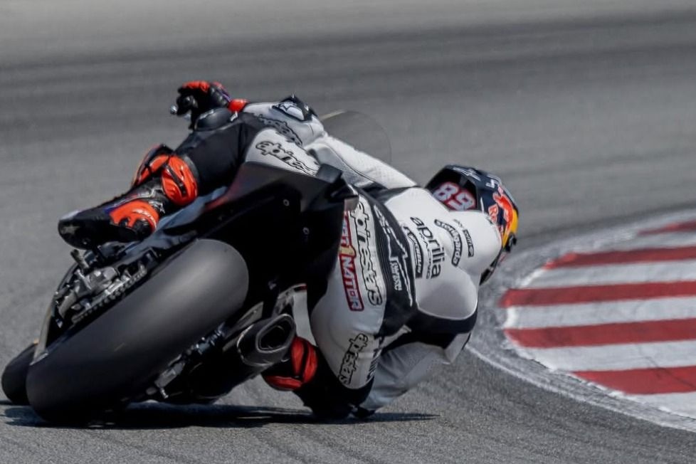 MotoGP | Martin è tornato in pista con l'Aprilia RSV4 nel caldo di Barcellona
