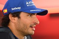 F1: Sainz dá detalhes sobre motor Mercedes para 2026