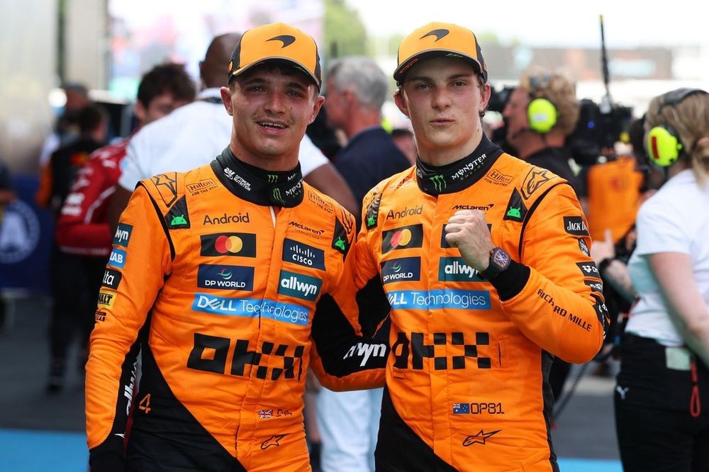 Lando Norris, McLaren, Oscar Piastri, McLaren