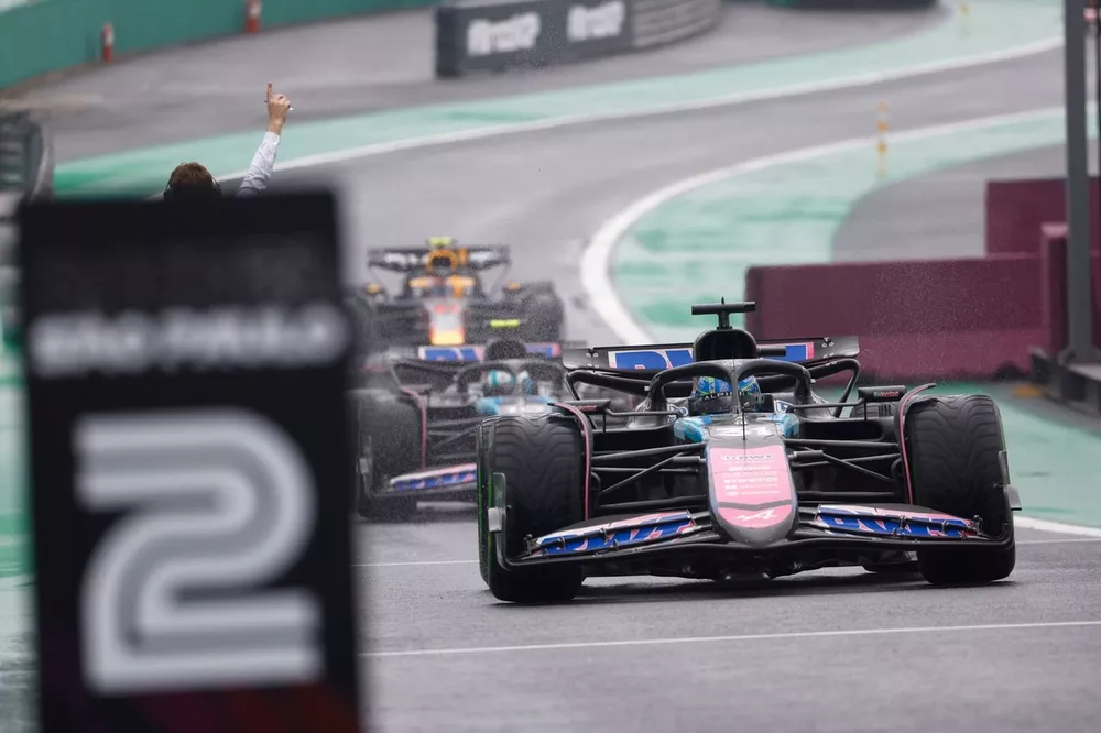 Esteban Ocon, Alpine A524, 2nd position, in Parc Ferme 
