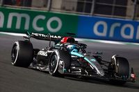 Mercedes musi eksperymentować