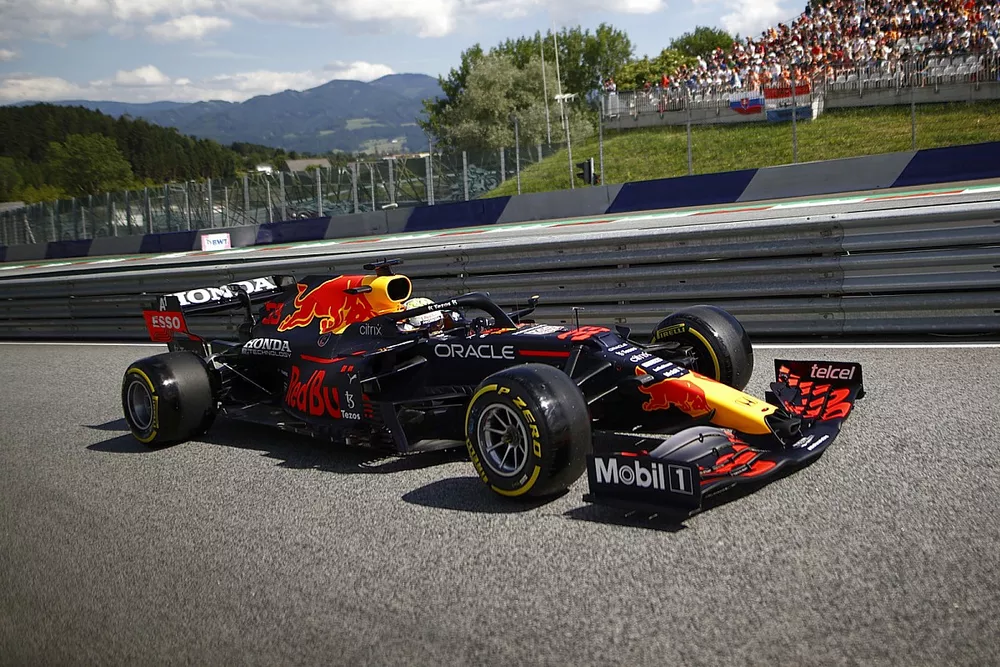 Max Verstappen, Red Bull Racing RB16B