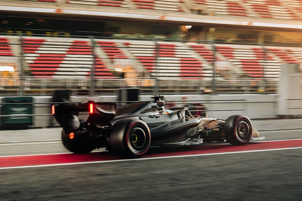 Alonso a surtout scruté les réactions de Newey à Barcelone