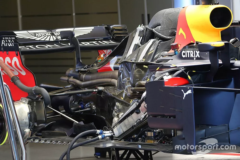 Red Bull Racing RB14, dettaglio del motore