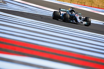 Hamilton: nehéz kiigazodni a francia pályán