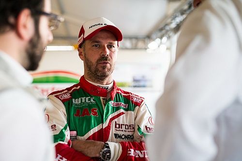 Monteiro tampoco estar&aacute; en el WTCC de Jap&oacute;n