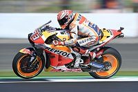 MotoGP, Silverstone, Libere 4: Marquez risponde a Quartararo