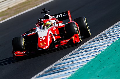 Schumacher frappe un grand coup à Jerez