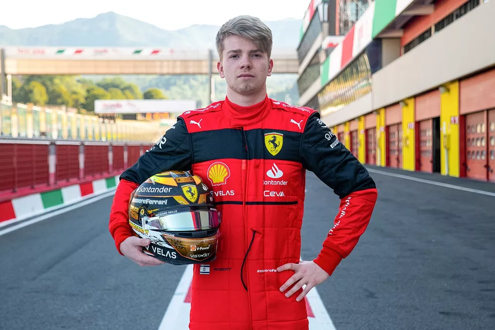 Robert Shwartzman, Ferrari

