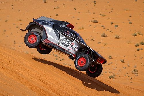 Problemas para Sainz en la quinta etapa del Rally Dakar 2022
