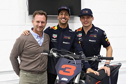 In beeld: Ricciardo neemt afscheid van Red Bull Racing